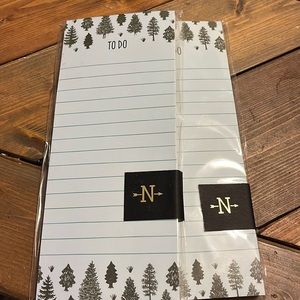 To-do list-magnet on back if you want to hang it somewhere. Buy all & save $ ♥️